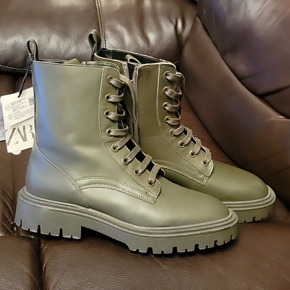 Zara NWT Army Greenish Lace Up Flat Boots in Leather Size 37 Never Worn - Picture 7 of 8